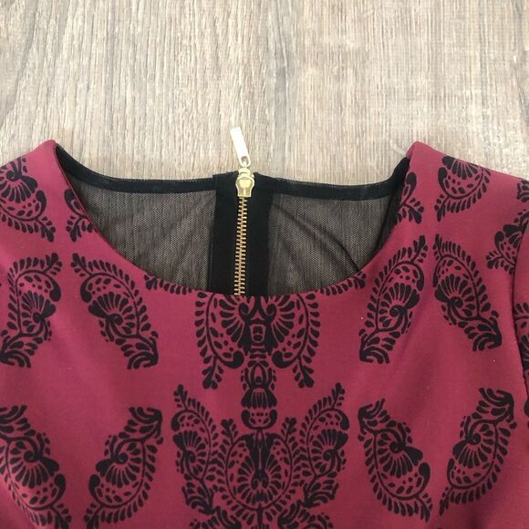 NWT B. Darlin Maroon Womens Sleeveless Floral Fern Leaf Dress Size 7/8 - Picture 3 of 11
